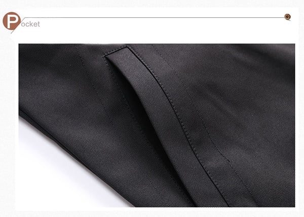  insert pocket of black jacket